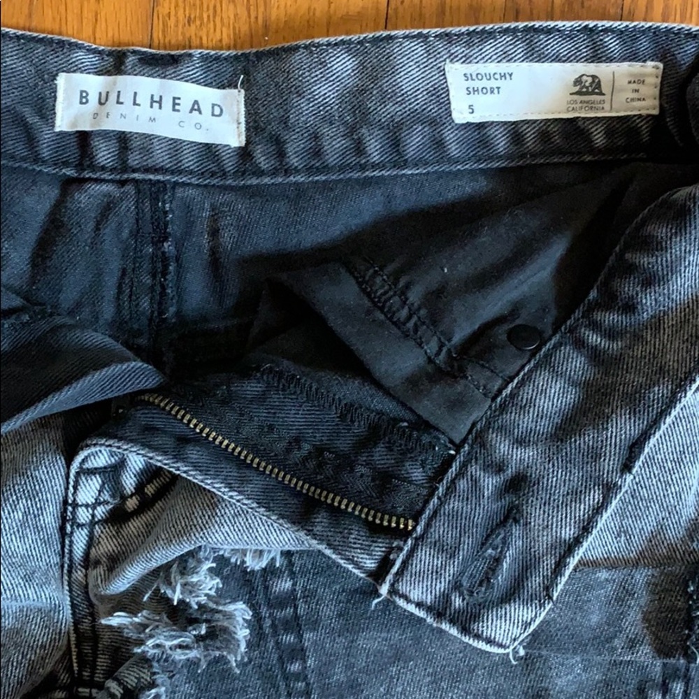{Bullhead} Slouch Short - Picture 7 of 8